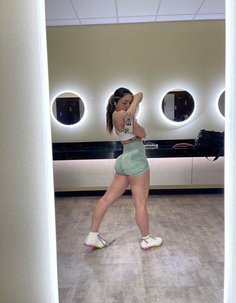 Rose Isstar hot star photos