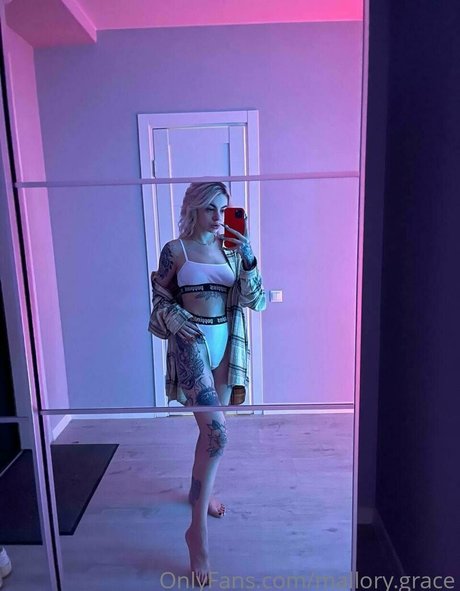 mallory grace naked actress image