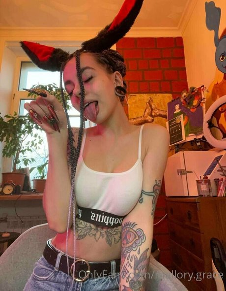 mallory grace star nudes pic