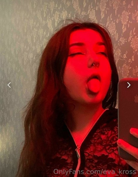 Eva Kross naked pornstar photos