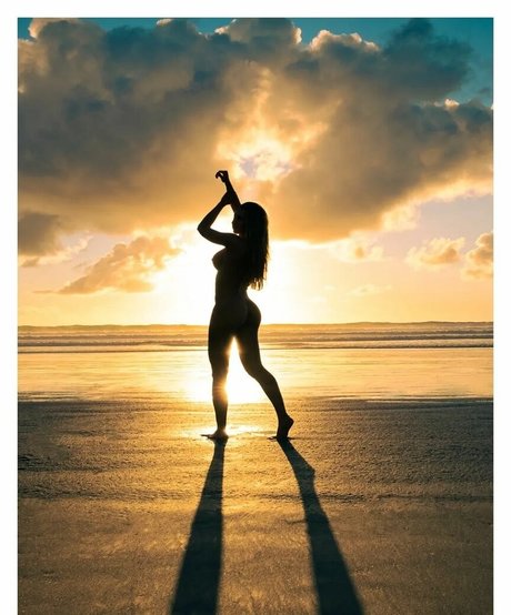 Sarah Smack high quality actress pic