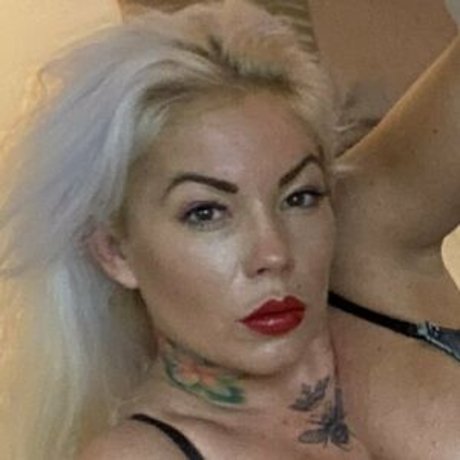 britishbethany model nude img