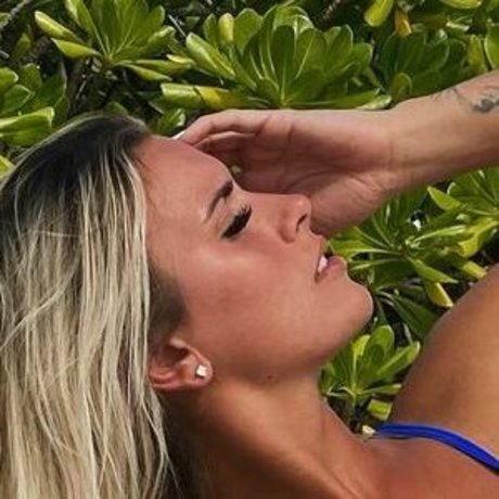 Carson Roney hot model image