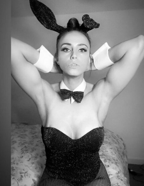 Cerimarie1990 hd model pic