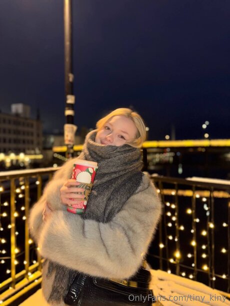 Tiny Kinyy beautiful star img