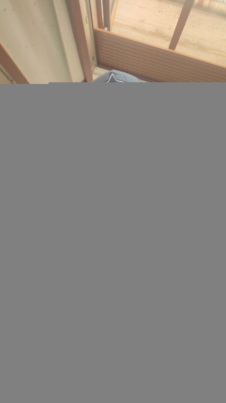 Giant Beautiful Disaster pornstar nude pic