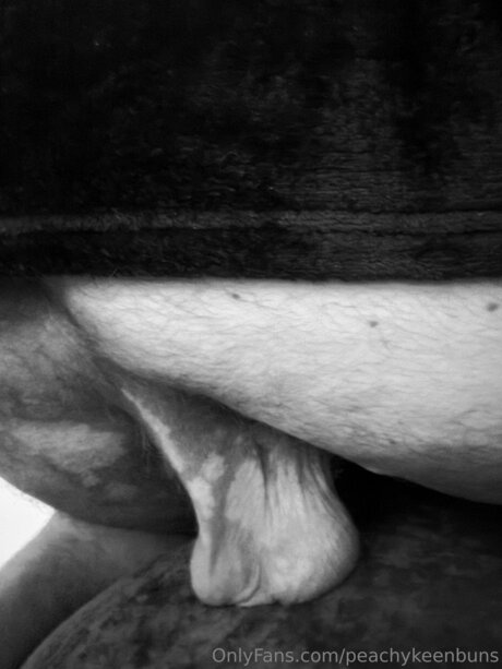 Peachykeenbuns erotic actress gallery