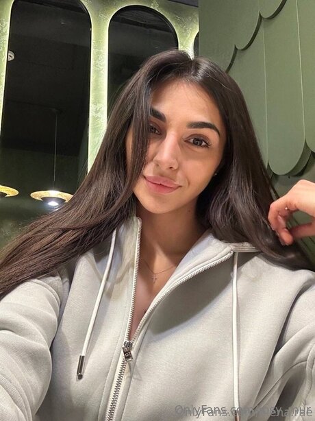 Helen Rey pornstar exclusive photos