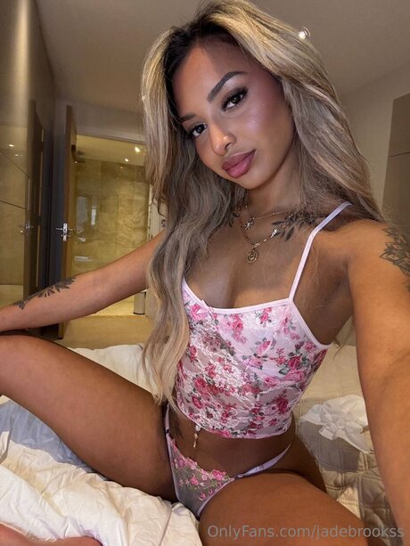 Jadebrookss top actress pic