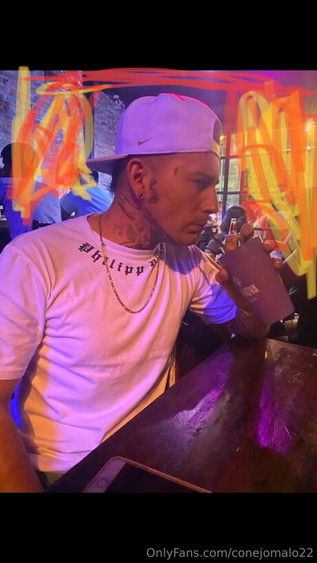 Conejomalo22 model nice pictures