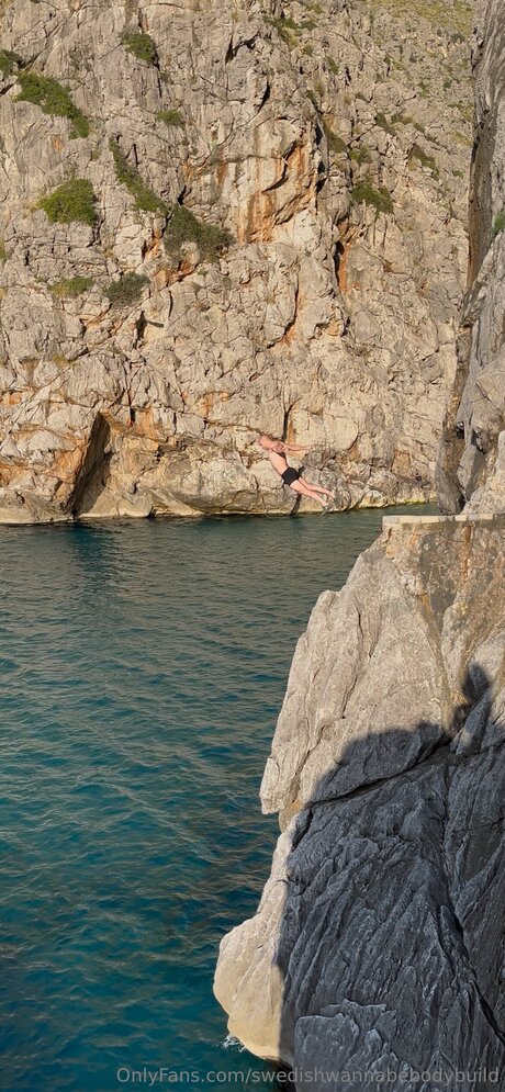 Swedishwannabebodybuild free actress gallery