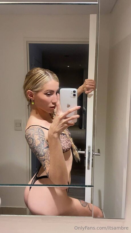 Itsambre perfect star photo