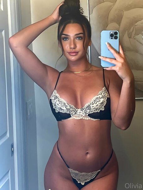 Oliviaj4 pornstar pretty archive