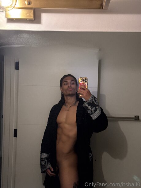 Itsball0 art star pics