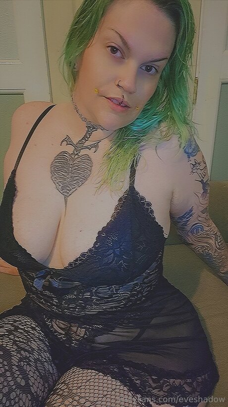 Eveshadow model exclusive archive