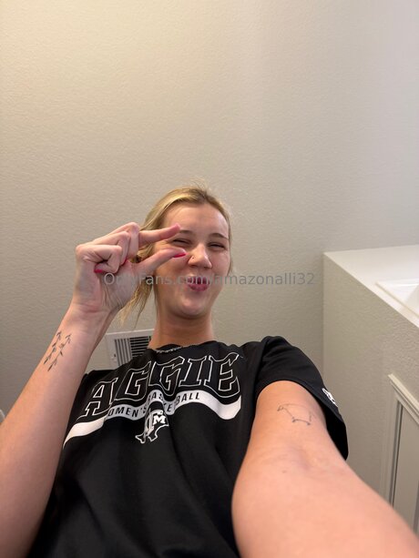 Nancymulkey nice model image