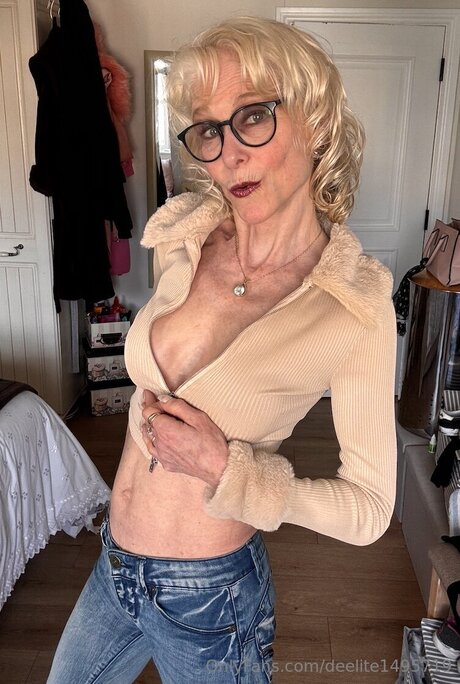 Deelite1495719 nudes pornstar img