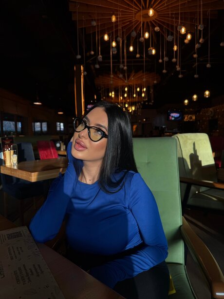 Ekaterinadaviss sexy model image