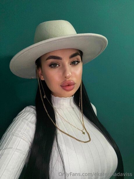 Ekaterinadaviss model adult pictures