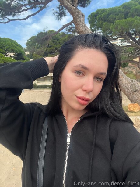 For Diane top model image