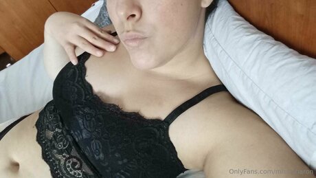 Miss Sharon nude actress gallery