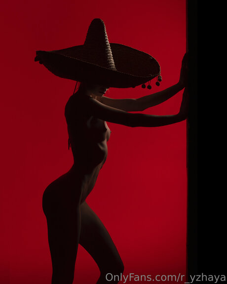 R Yzhaya high quality model archive