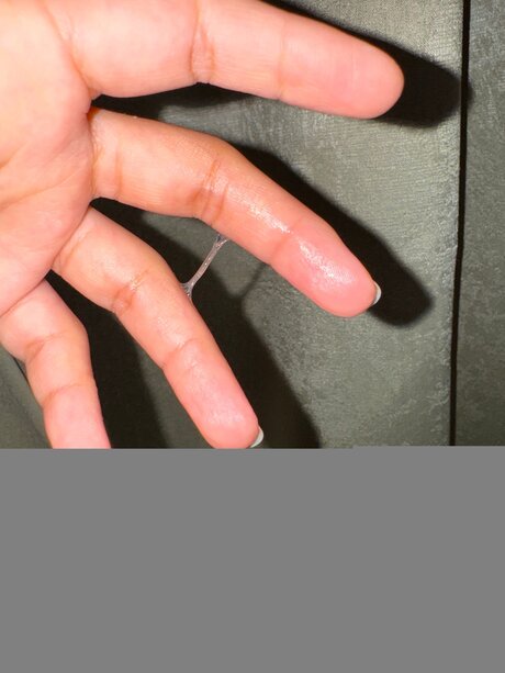 S3xyb3llax model top picture