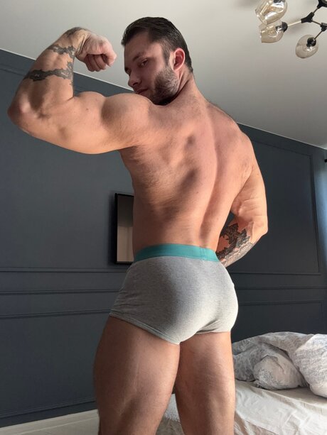 Romario Horn model best pictures