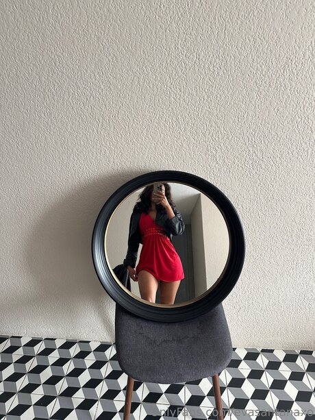 Evasantanaxo star art photos