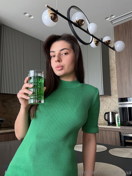 Oli Viaa star exclusive pictures