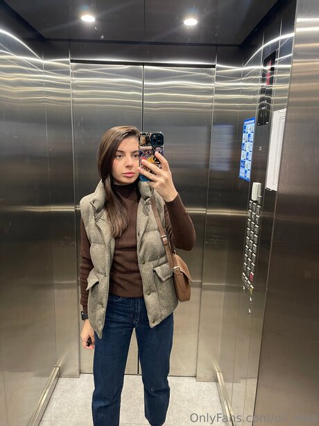 Oli Viaa sex actress image