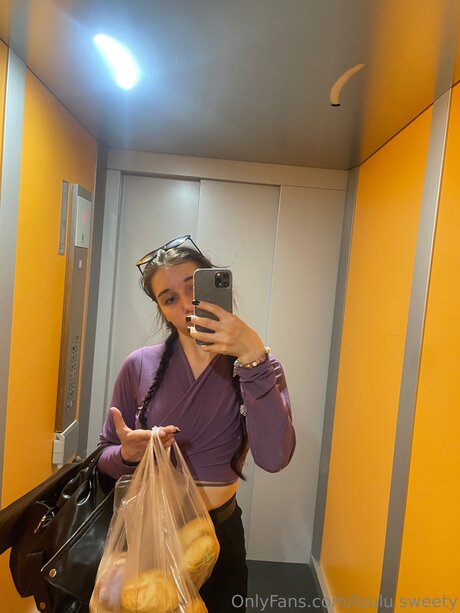 Luulu Sweety star pretty pictures