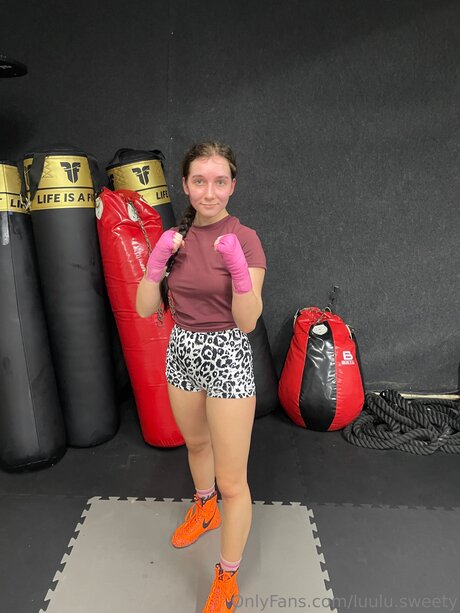 Luulu Sweety model hot img