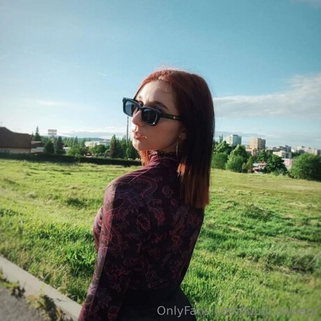 Luulu Sweety exclusive model image