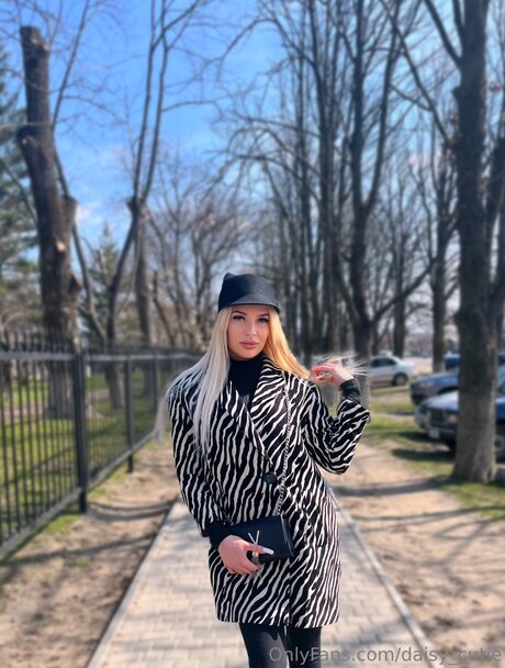 Daisy Cutie star high quality galleries