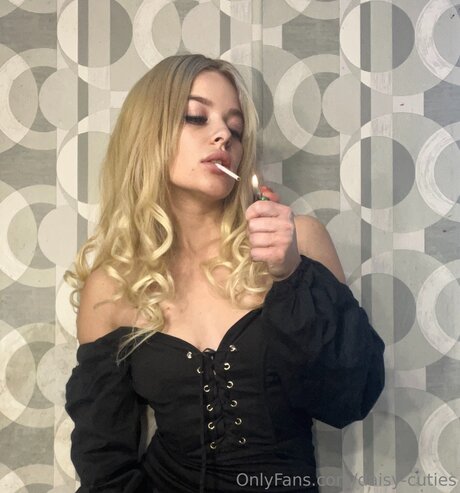 Daisy Cutie sex star picture