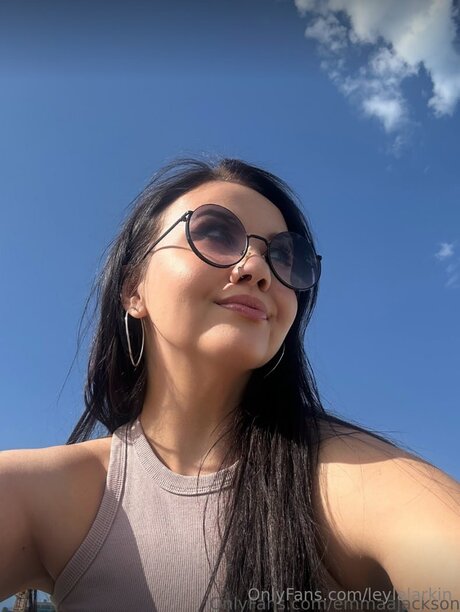 Leylalarkin erotic pornstar pics