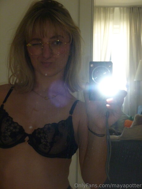 Mayapotter best actress images