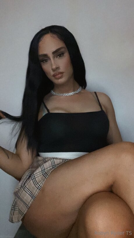 Robynryderts star sexy pictures