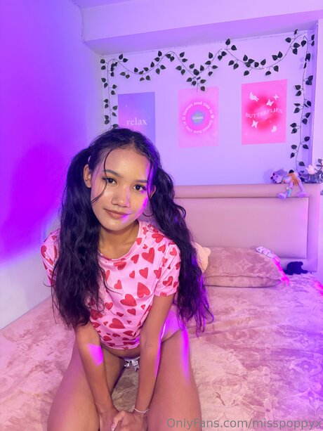 Misspoppyx nude actress gallery