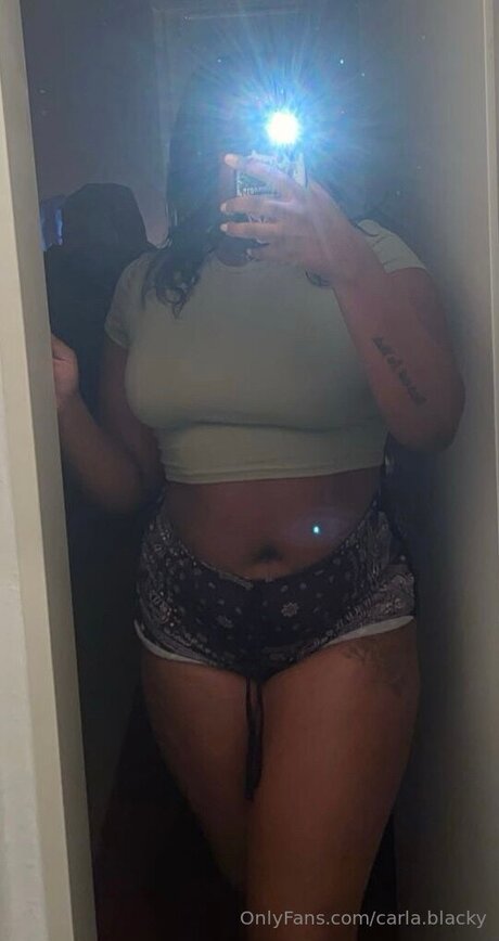 Carla Blacky model free photos