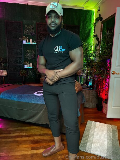 Busta2620 star nude pics