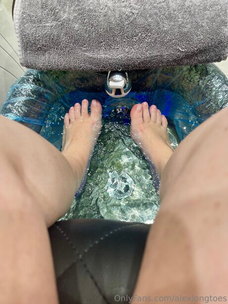 Alexlongtoes model hot galleries