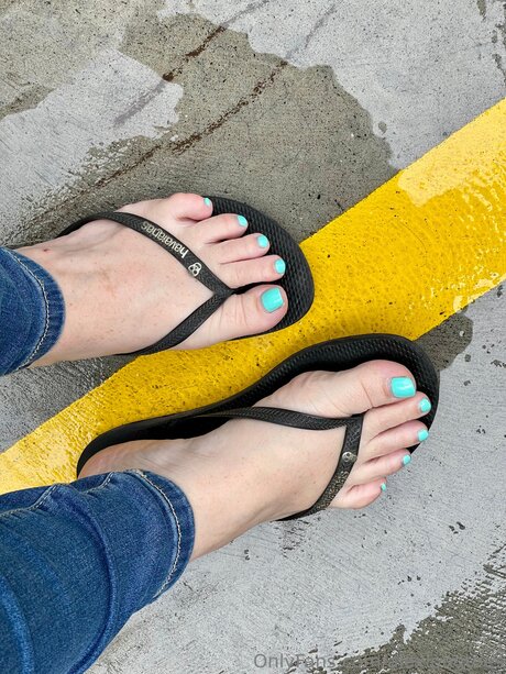 Alexlongtoes star erotic photo