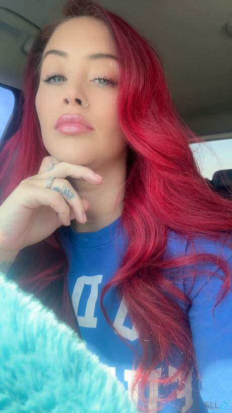 Sassylittleleo pornstar xxx gallery