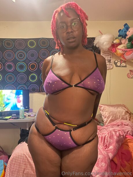 Moonhaveninc beautiful pornstar image