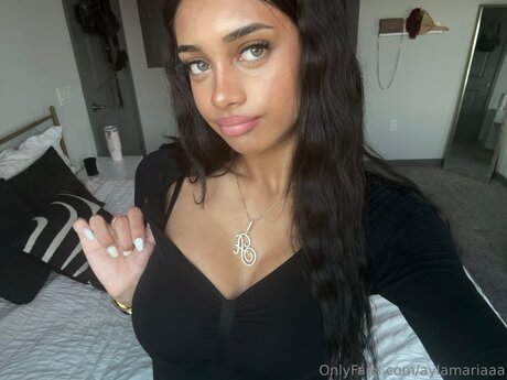 Aylamariaaa pornstar nice images