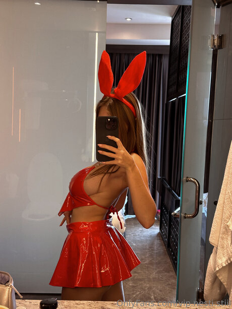 Nesty Still star erotic img