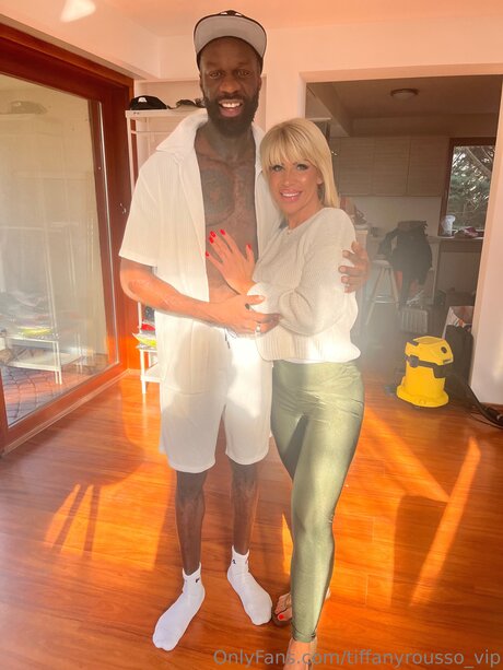 Tiffanyrousso art actress galleries