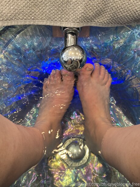 Blueeyeblonde Free sex pornstar photo